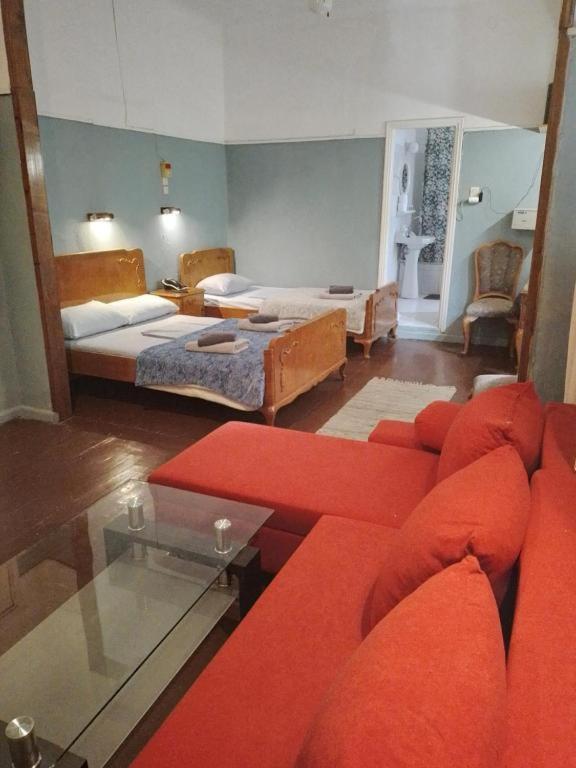 Miranta Hotel - Apartments & Studios Aegina Buitenkant foto